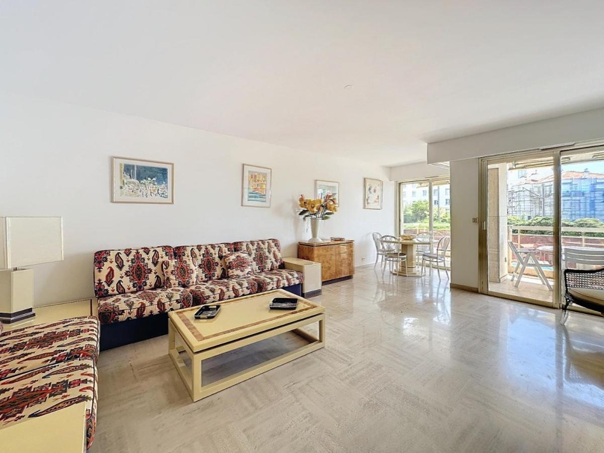 2 Bedroom Apartment With Parking 3 Mins From La Croisette Beach Канни Екстер'єр фото